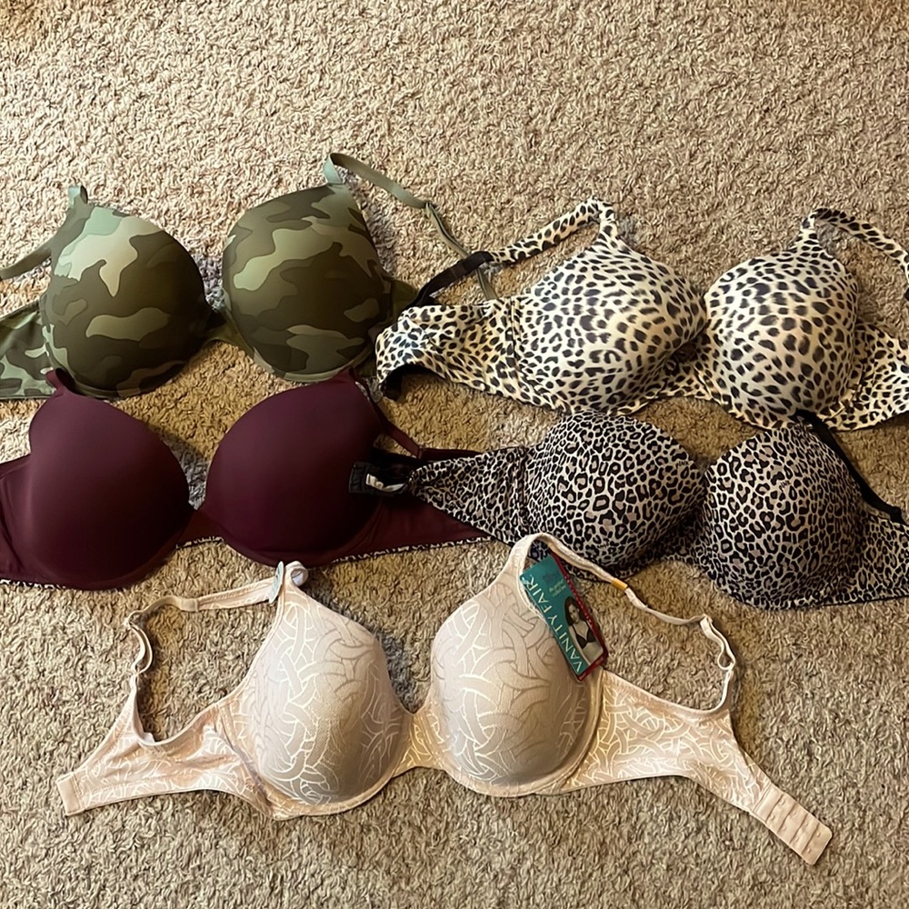 36DD Lot of Bras